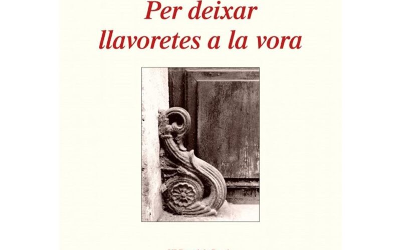 La escritora setabense Lorena Cayuela presenta su nuevo libro de poemas en la Biblioteca Municipal de Xàtiva