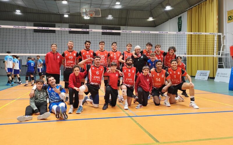 Victoria del Familycash Xàtiva voleibol masculino contra el CN Sabadell por 3-0