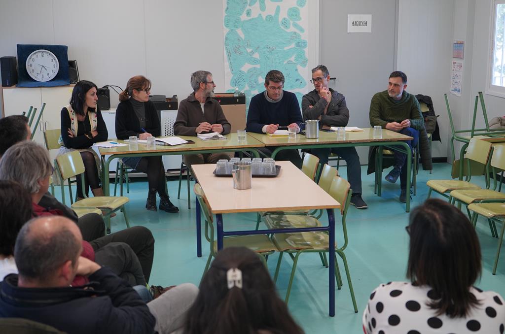 El alcalde y la dirección del CEIP Martínez Valls se reunirán con el Conseller de Educación para abordar la situación del centro