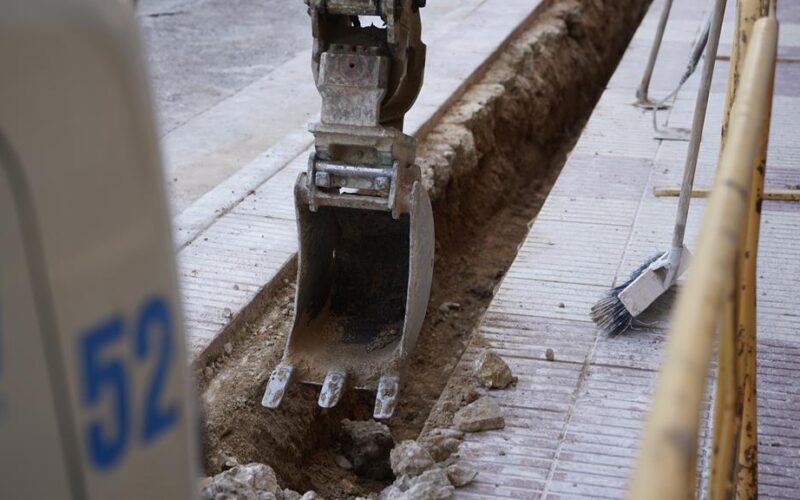 Xàtiva renueva la red de agua potable nº2 con una intervención en la Avenida de Selgas