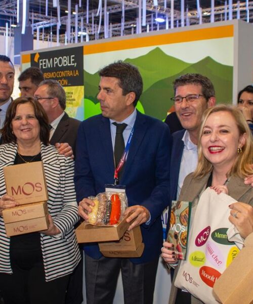 El Presidente de la Generalitat se interesa por la nueva marca gastronómica “MOS” de Ontinyent