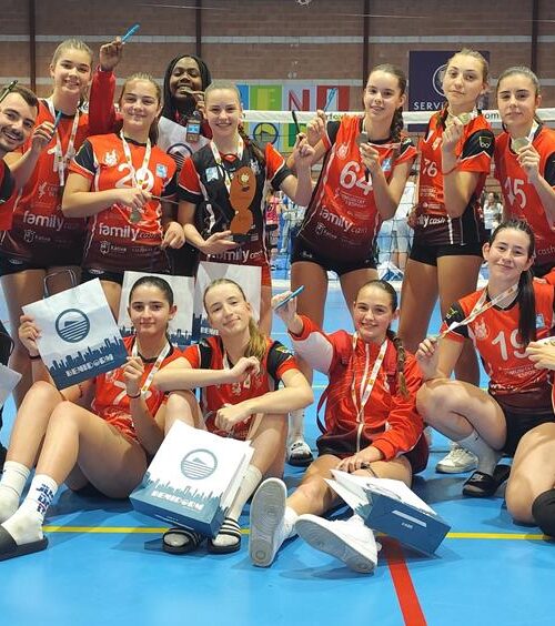 El Xàtiva voleibol cadete femenino entre los mejores equipos de la Comunidad Valenciana en la Final Autonómica de máximo nivel disputada en Benidorm
